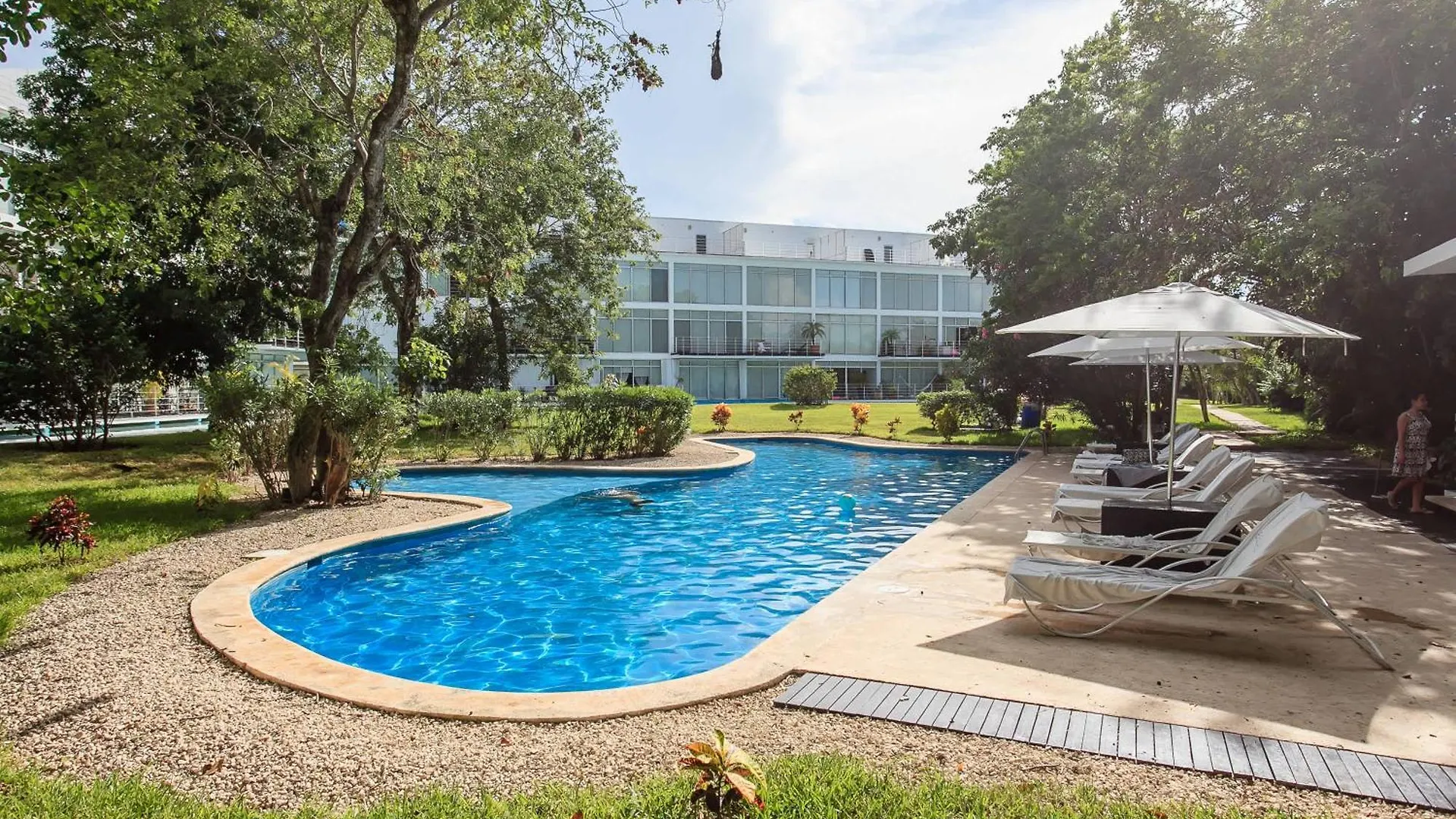 Tranquil Stay With Pool Private Terrace And Bbq Playa del Carmen Apartment
