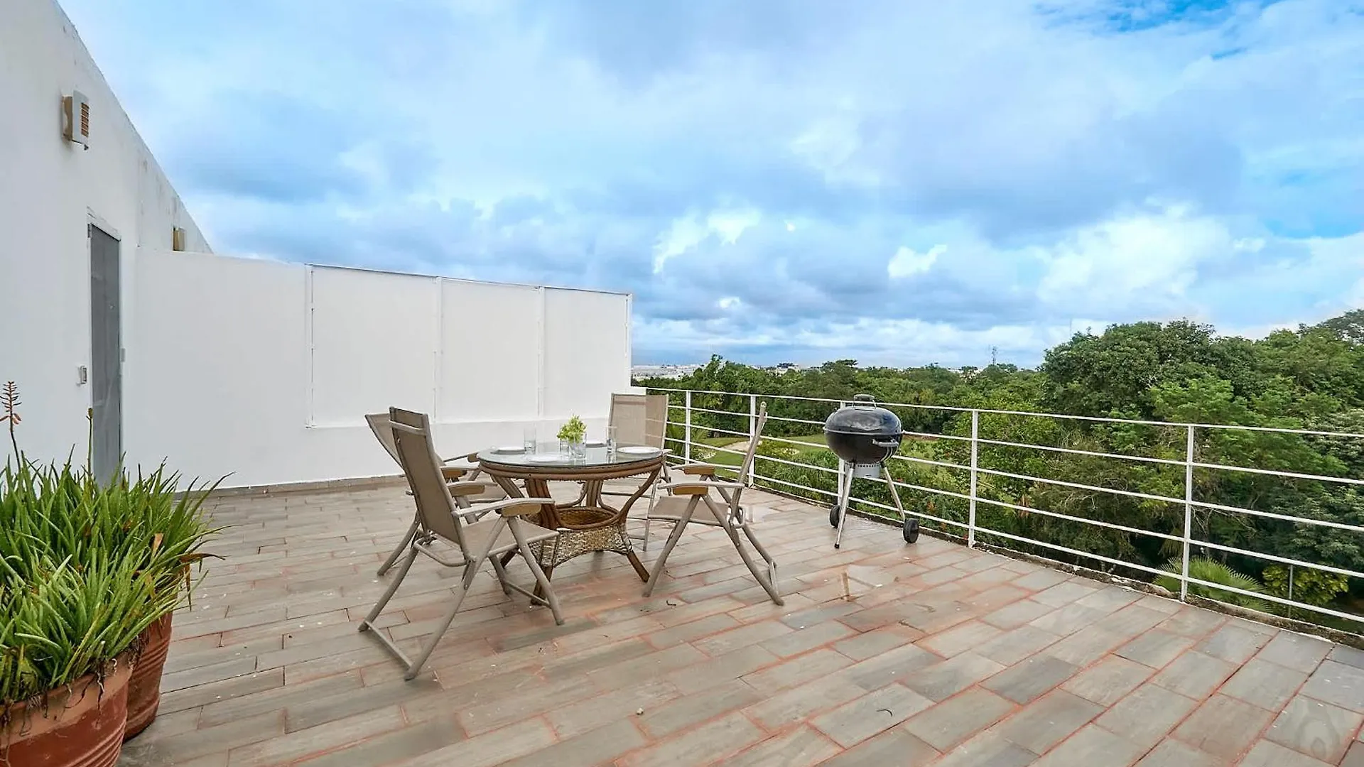 Tranquil Stay With Pool Private Terrace And Bbq Playa del Carmen Mexico